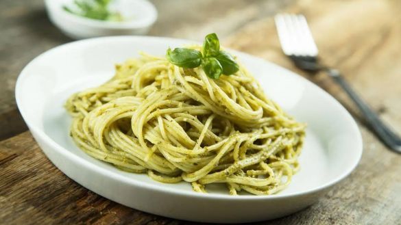 Pasta al pesto di zucchine